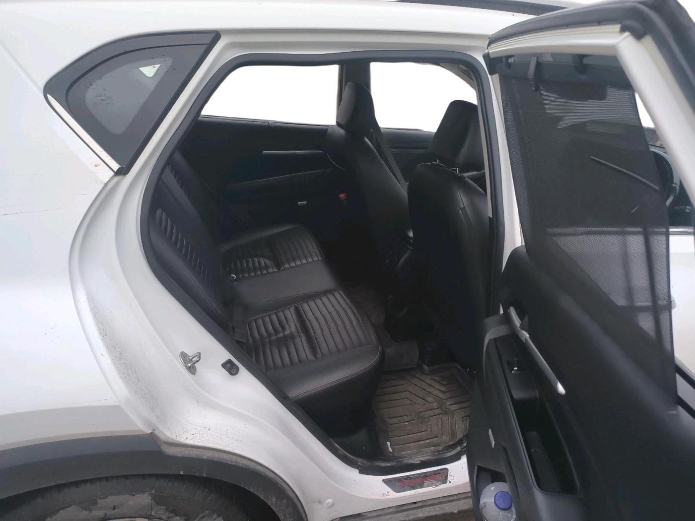 2021 KIA SONET GTX PLUS 1.0 DCT, CNG, Automatic, 90,222 km, interior