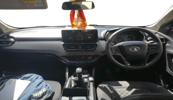 2023 Tata Safari XT PLUS DARK EDITION, Diesel, Manual, 20,611 km, interior