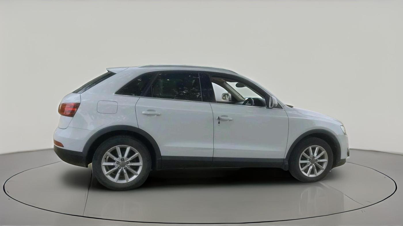 2015 Audi Q3 2.0 TDI QUATTRO, Diesel, Automatic, 79,150 km, exterior