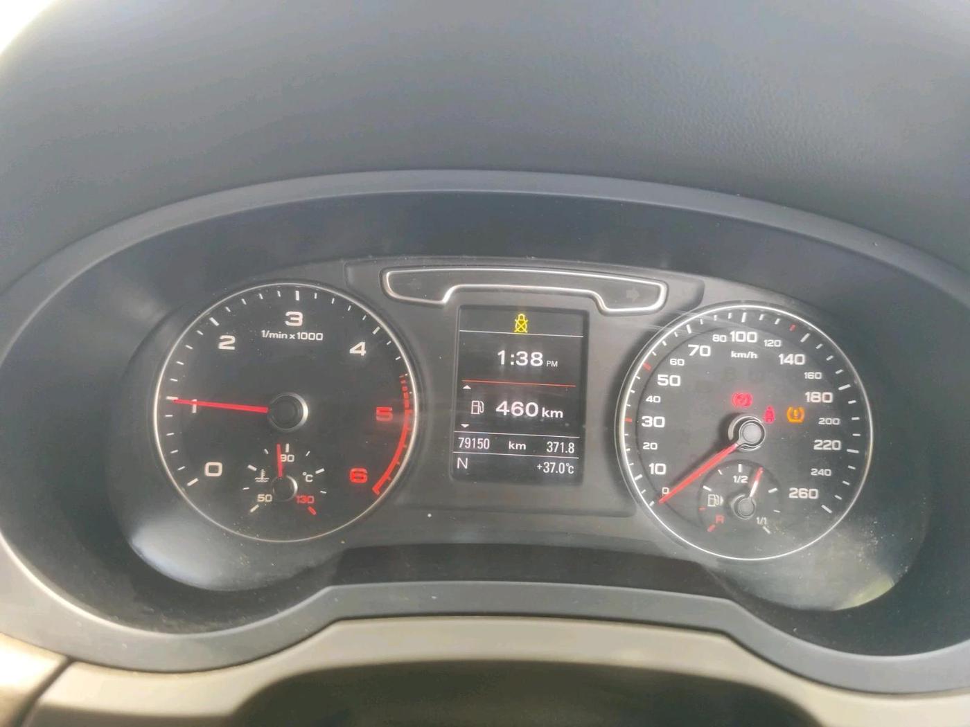 2015 Audi Q3 2.0 TDI QUATTRO, Diesel, Automatic, 79,150 km, interior