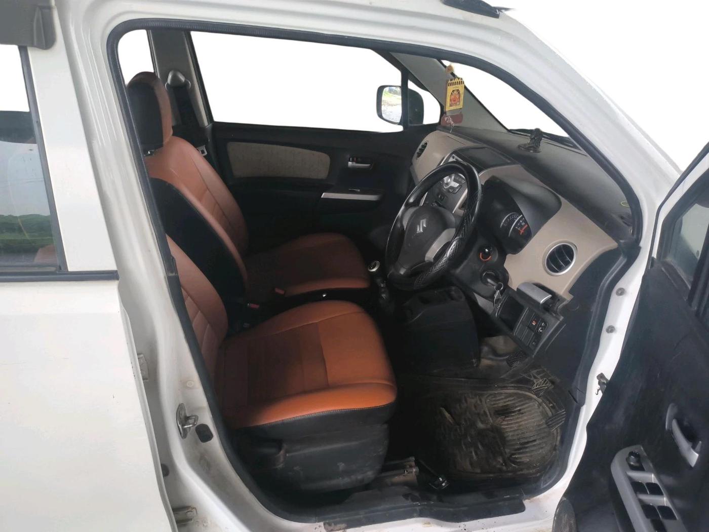 2016 Maruti Wagon R 1.0 VXI, Petrol, Manual, 87,470 km, interior