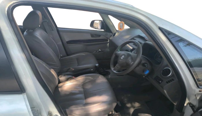2010 Maruti SX4 VXI, CNG, Manual, 1,61,640 km, interior