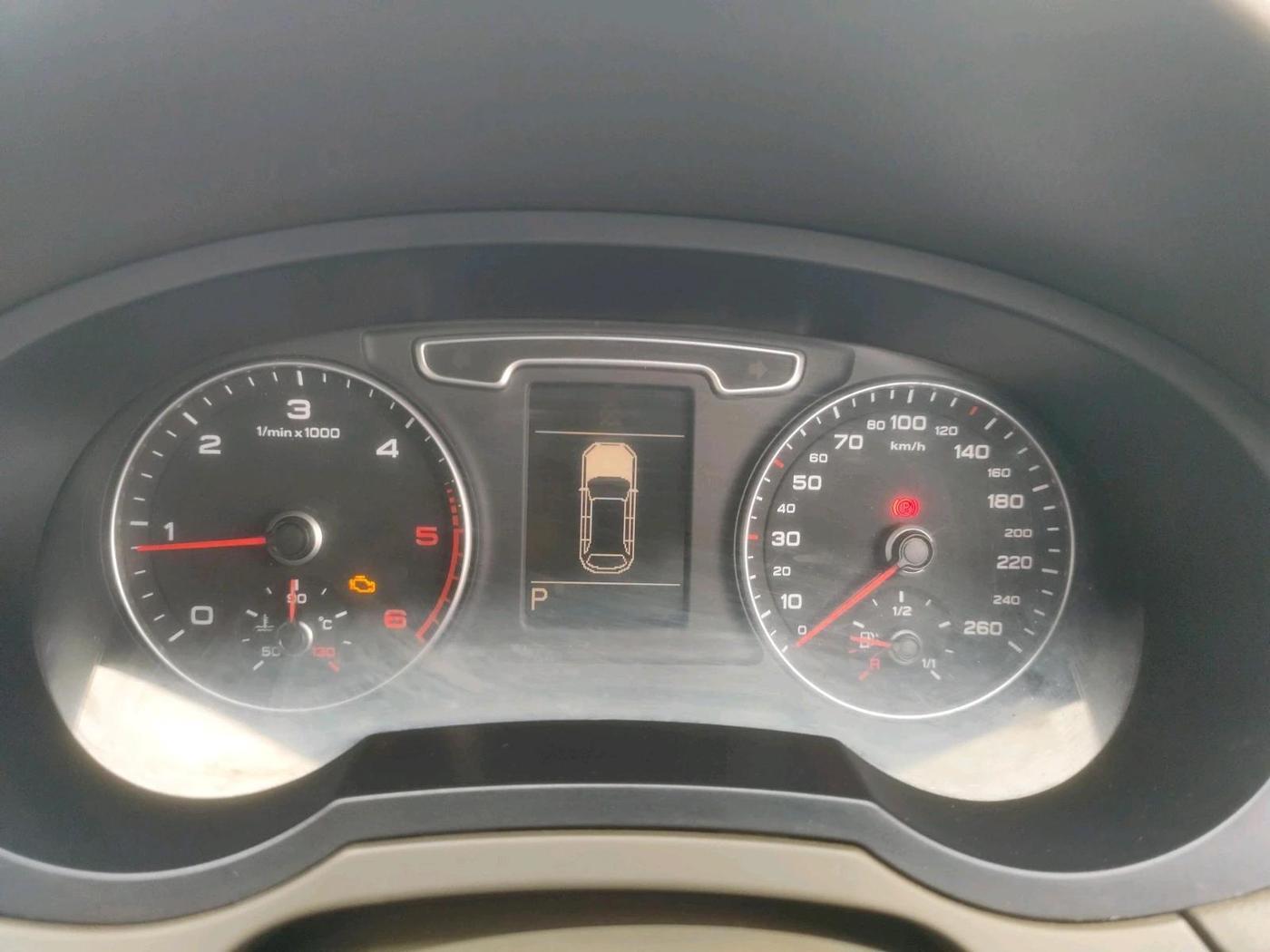 2012 Audi Q3 2.0 TDI, Diesel, Automatic, 1,78,947 km, interior