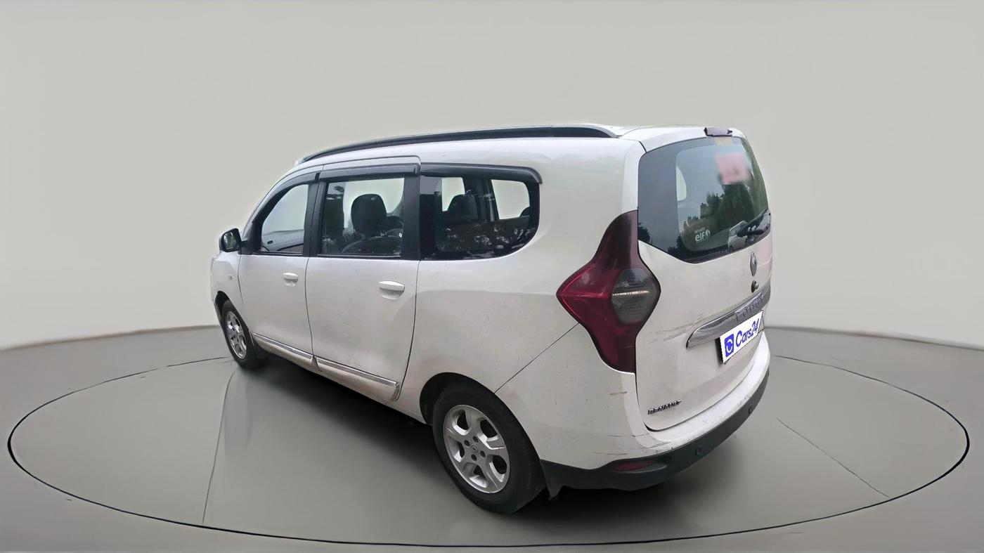 2015 Renault Lodgy 110 PS RXZ 8 STR, Diesel, Manual, 1,29,561 km, exterior