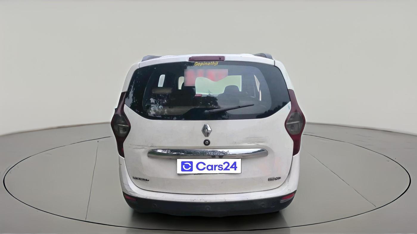 2015 Renault Lodgy 110 PS RXZ 8 STR, Diesel, Manual, 1,29,561 km, exterior