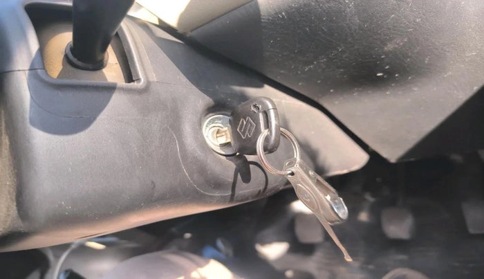 2022 Maruti Eeco 5 STR AC (O), CNG, Manual, 78,831 km, interior