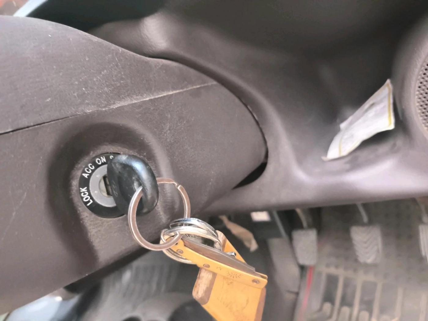 2011 Hyundai Santro Xing GL PLUS, CNG, Manual, 98,327 km, interior