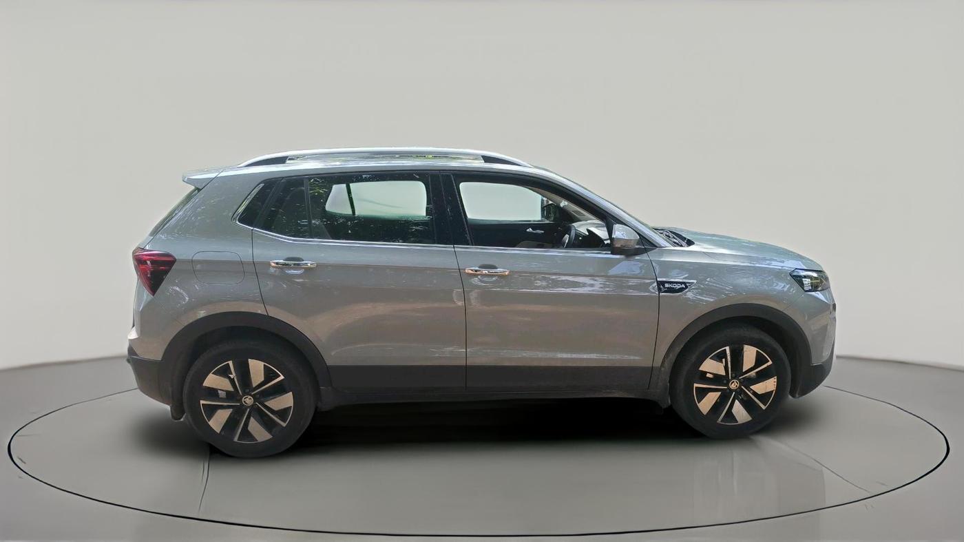 2026 Skoda KUSHAQ Prestige 1.0L TSI MT, Petrol, Manual, 4,383 km, exterior