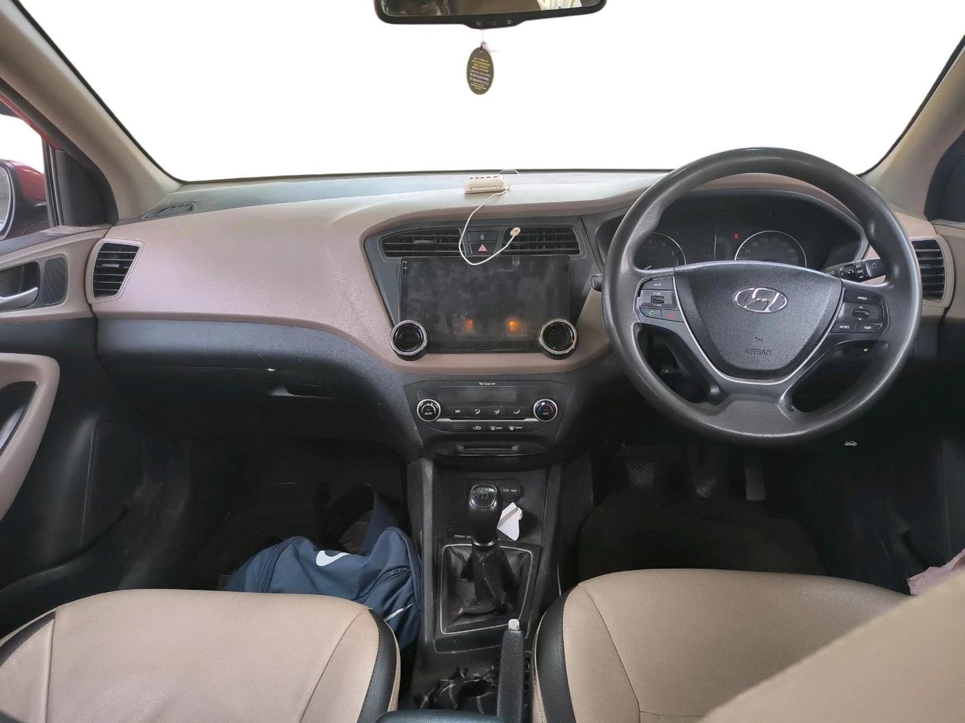 2015 Hyundai Elite i20 SPORTZ 1.2, CNG, Manual, 75,897 km, interior