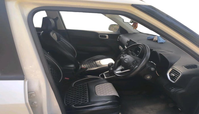 2019 Hyundai VENUE SX 1.0 TURBO, Petrol, Manual, 1,03,439 km, interior