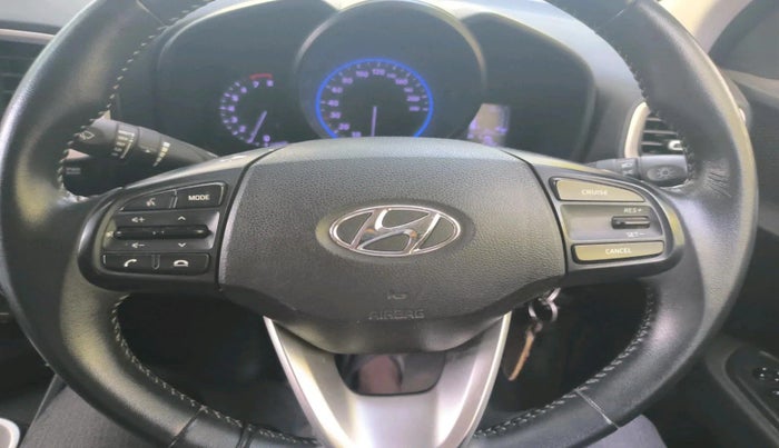 2019 Hyundai VENUE SX 1.0 TURBO, Petrol, Manual, 1,03,439 km, interior