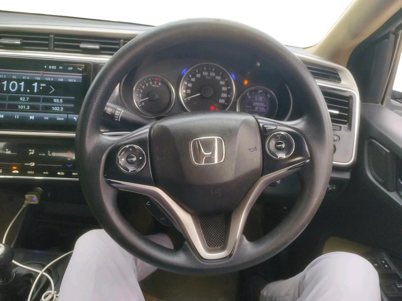 2018 Honda City 1.5L I-VTEC SV, CNG, Manual, 89,996 km, interior