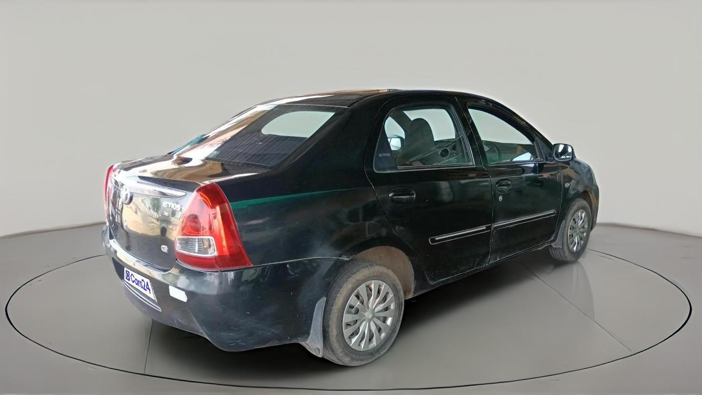 2011 Toyota Etios G, CNG, Manual, 1,37,178 km, exterior