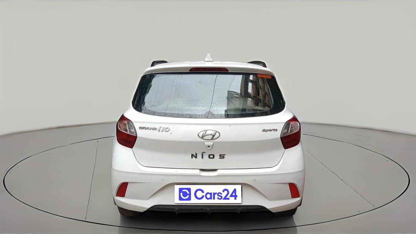 2021 Hyundai GRAND I10 NIOS SPORTZ 1.2 KAPPA VTVT, Petrol, Manual, 1,57,596 km, exterior