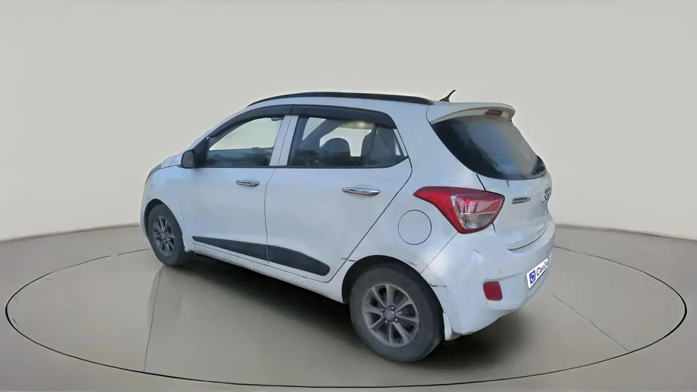 2016 Hyundai Grand i10 ASTA (O) AT 1.2 KAPPA VTVT, Petrol, Automatic, 1,58,000 km, exterior