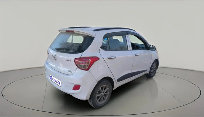 2016 Hyundai Grand i10 ASTA (O) AT 1.2 KAPPA VTVT, Petrol, Automatic, 1,57,697 km, exterior