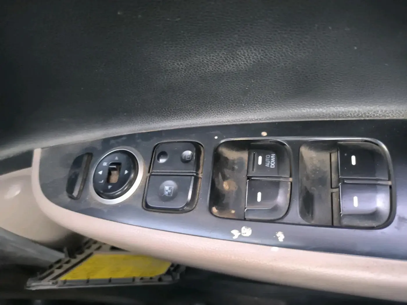 2016 Hyundai Grand i10 ASTA (O) AT 1.2 KAPPA VTVT, Petrol, Automatic, 1,58,000 km, interior