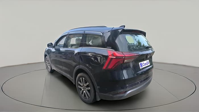 2021 Mahindra XUV700 AX 7 P MT 7 STR, Petrol, Manual, 63,207 km, exterior