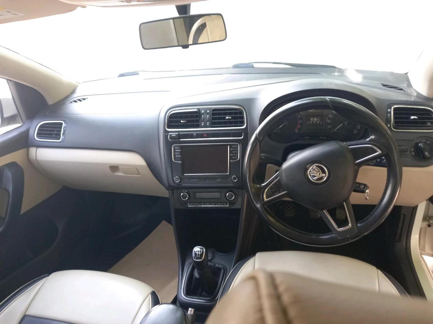 2018 Skoda Rapid AMBITION 1.5 TDI, Diesel, Manual, 1,81,391 km, interior