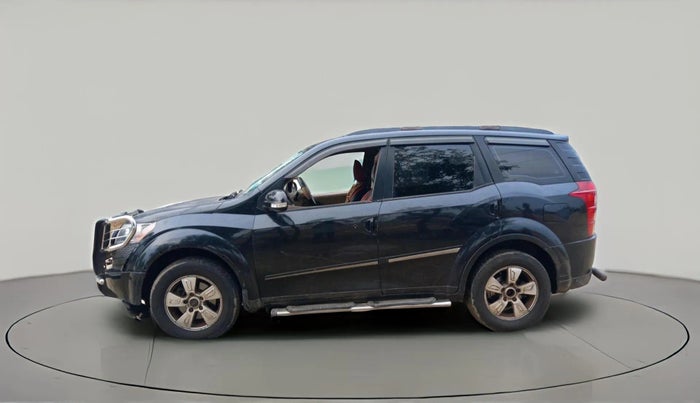 2013 Mahindra XUV500 W8, Diesel, Manual, 2,16,035 km, exterior