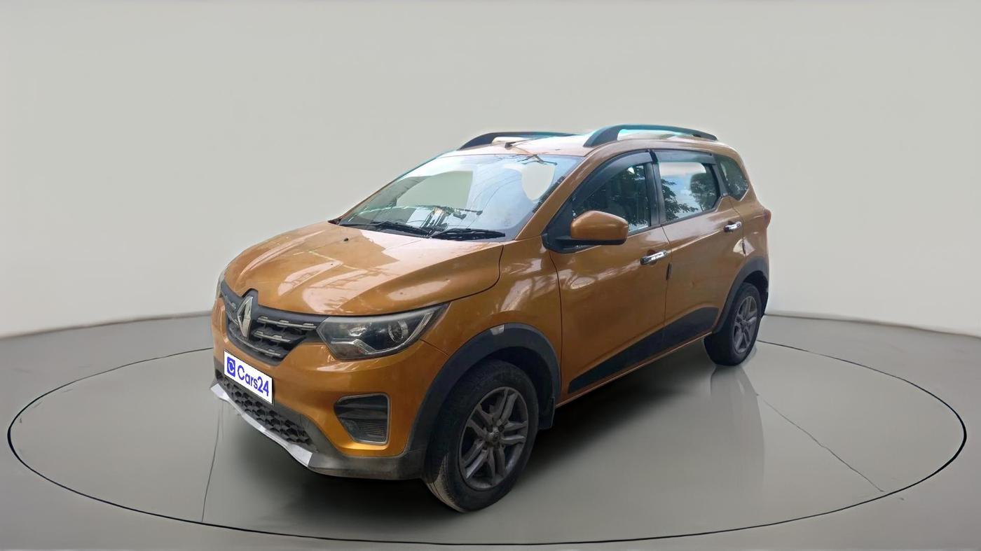 2021 Renault TRIBER RXZ, Petrol, Manual, 41,687 km, exterior