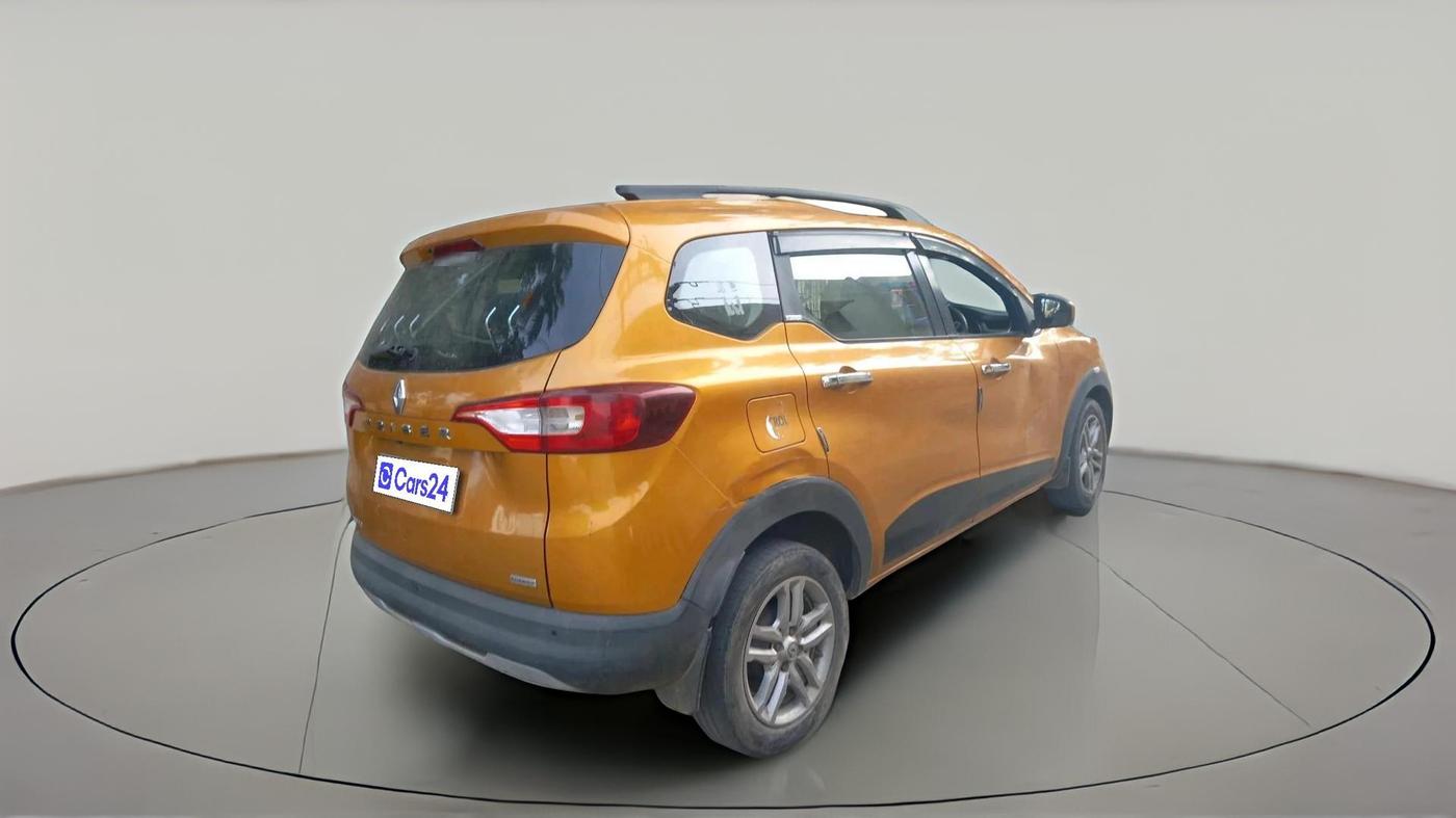 2021 Renault TRIBER RXZ, Petrol, Manual, 41,687 km, exterior