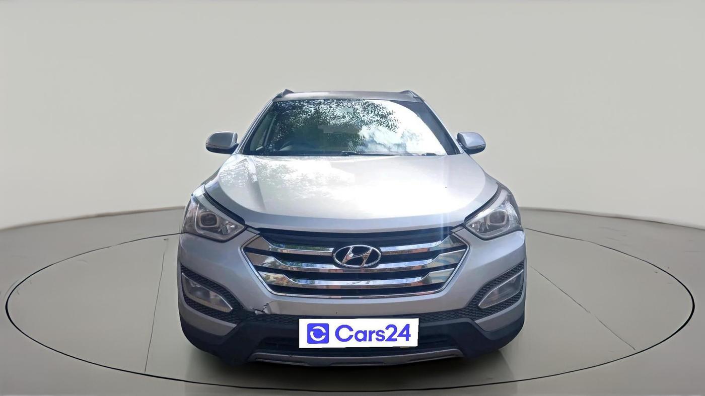 2014 Hyundai Santa Fe 4 WD AT, Diesel, Automatic, 2,62,706 km, exterior