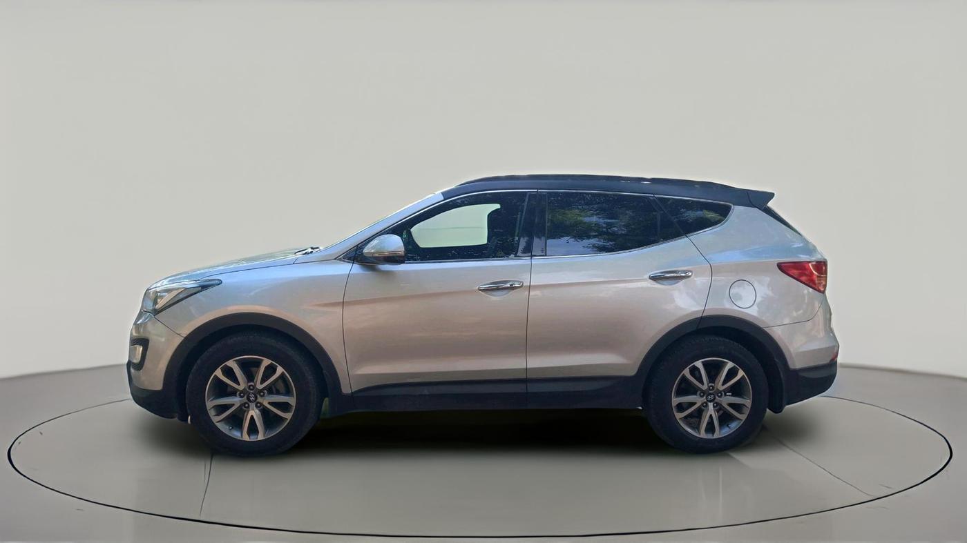 2014 Hyundai Santa Fe 4 WD AT, Diesel, Automatic, 2,62,706 km, exterior