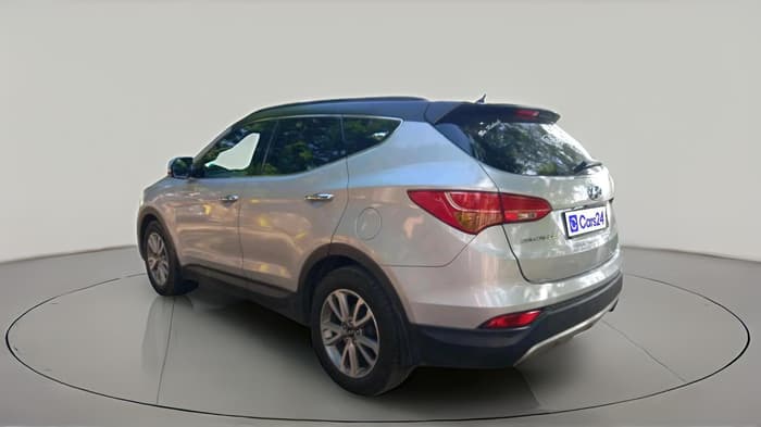 2014 Hyundai Santa Fe 4 WD AT, Diesel, Automatic, 2,62,706 km, exterior