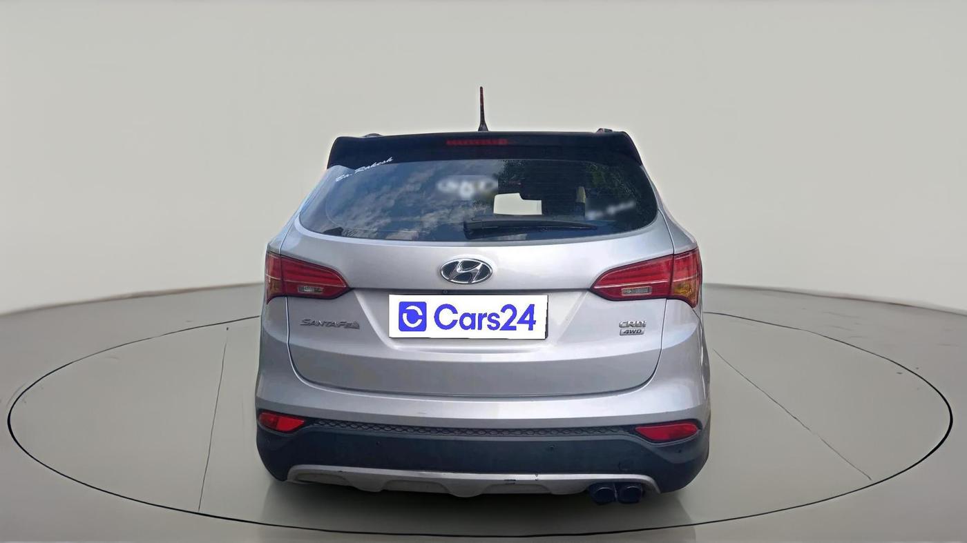 2014 Hyundai Santa Fe 4 WD AT, Diesel, Automatic, 2,62,706 km, exterior