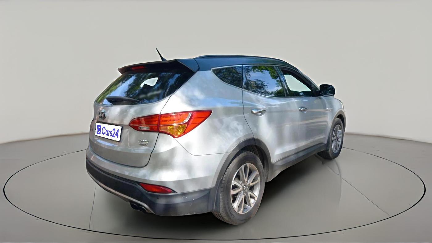 2014 Hyundai Santa Fe 4 WD AT, Diesel, Automatic, 2,62,706 km, exterior