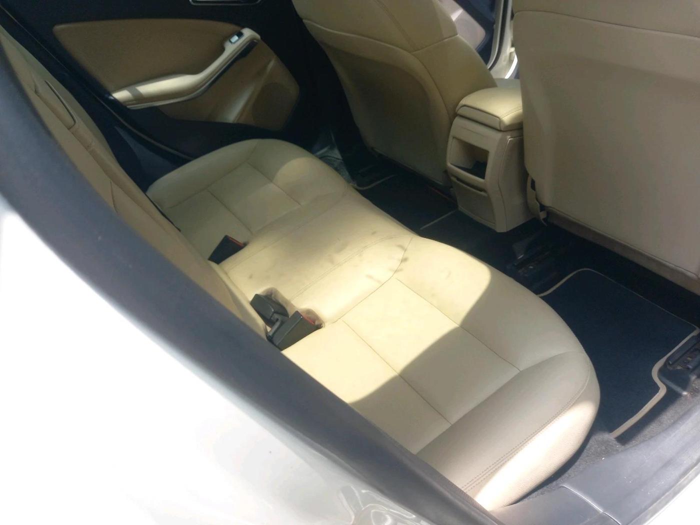 2015 Mercedes Benz GLA Class 200 CDI SPORT, Diesel, Automatic, 1,39,352 km, interior