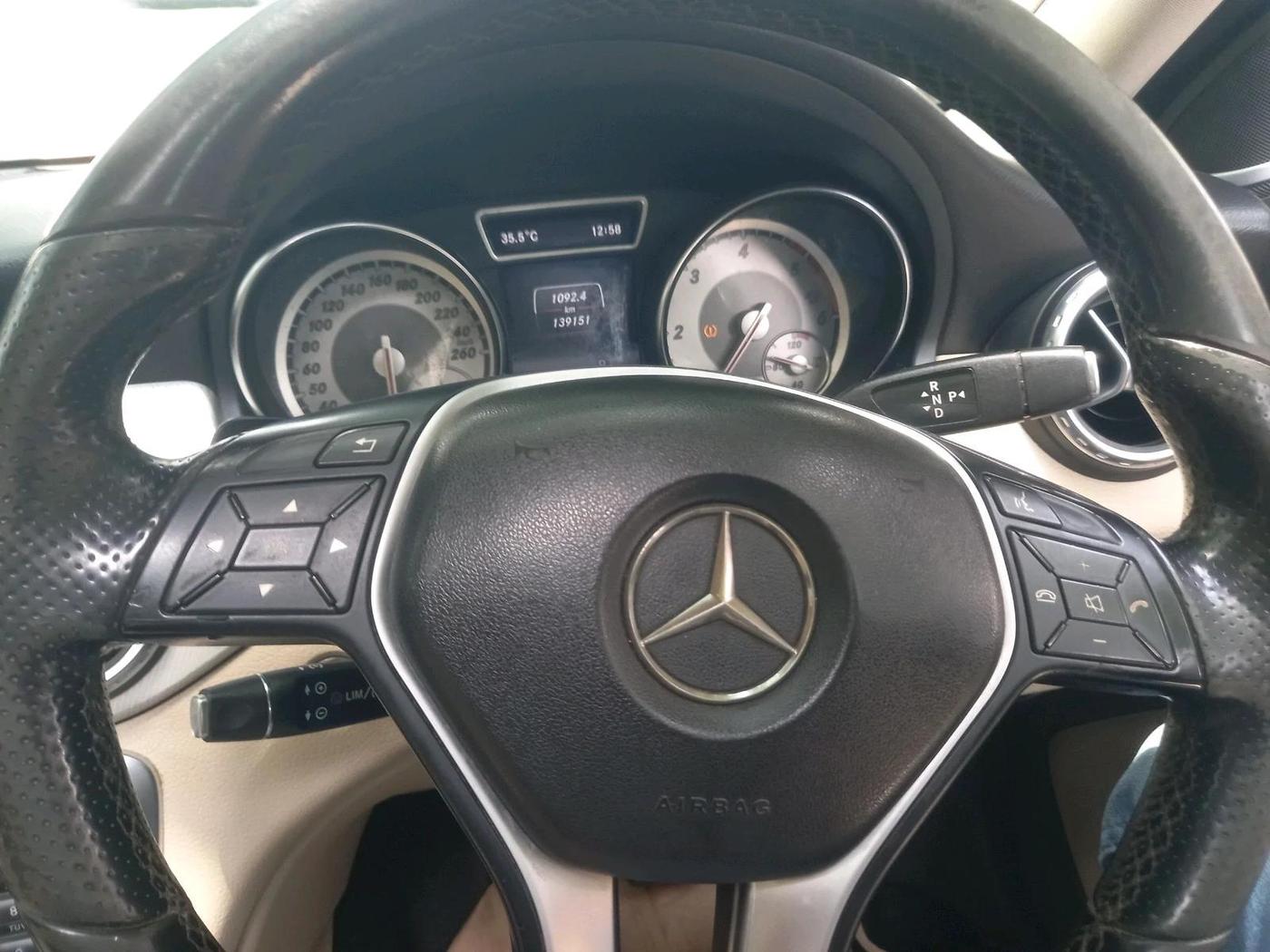 2015 Mercedes Benz GLA Class 200 CDI SPORT, Diesel, Automatic, 1,39,352 km, interior