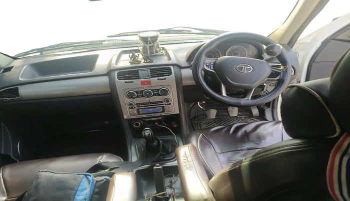 2015 Tata Safari Storme 2.2 EX 4X2, Diesel, Manual, 1,51,266 km, interior