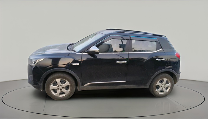 2023 Mahindra XUV300 W6 1.5 Diesel, Diesel, Manual, 44,788 km, exterior