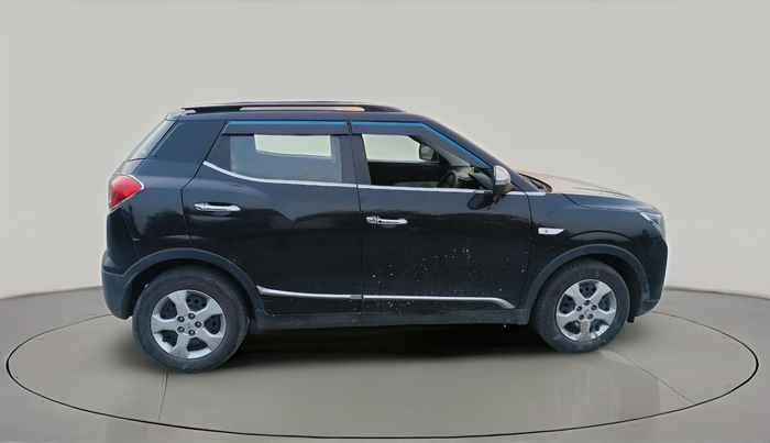 2023 Mahindra XUV300 W6 1.5 Diesel, Diesel, Manual, 44,788 km, exterior