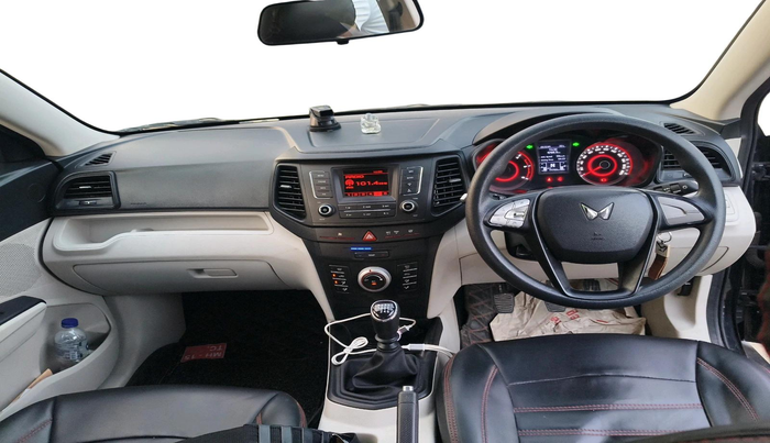 2023 Mahindra XUV300 W6 1.5 Diesel, Diesel, Manual, 44,788 km, interior