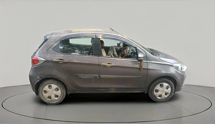 2016 Tata Tiago XZ PETROL, Petrol, Manual, 64,231 km, exterior