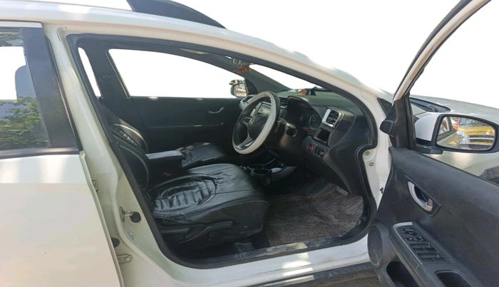 2016 Honda BR-V 1.5L I-VTEC V, Petrol, Manual, 1,63,514 km, interior