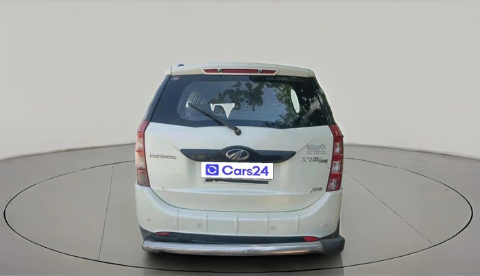 2015 Mahindra XUV500 W6, Diesel, Manual, 1,81,140 km, exterior