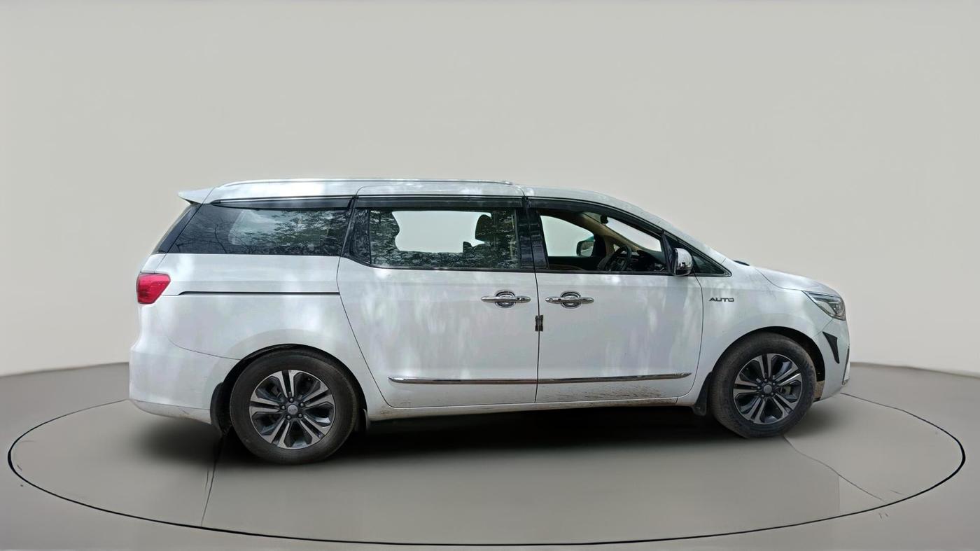2020 KIA CARNIVAL PRESTIGE 2.2 7 STR, Diesel, Automatic, 1,28,699 km, exterior