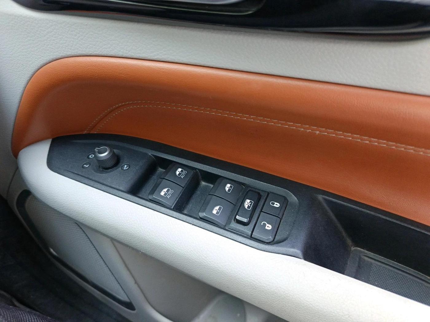 2022 Jeep Compass LIMITED (O) 2.0 DIESEL, Diesel, Manual, 49,945 km, interior