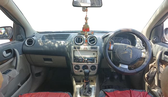 2011 Ford Fiesta EXI 1.4 DIESEL, Diesel, Manual, 1,12,000 km, interior