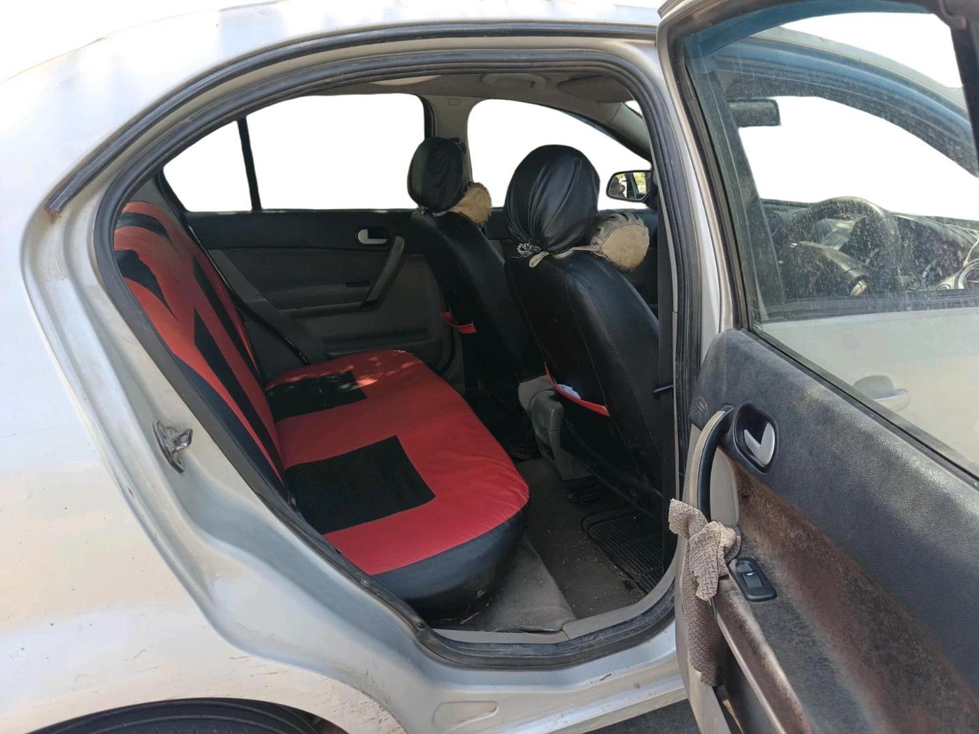 2011 Ford Fiesta EXI 1.4 DIESEL, Diesel, Manual, 1,12,000 km, interior