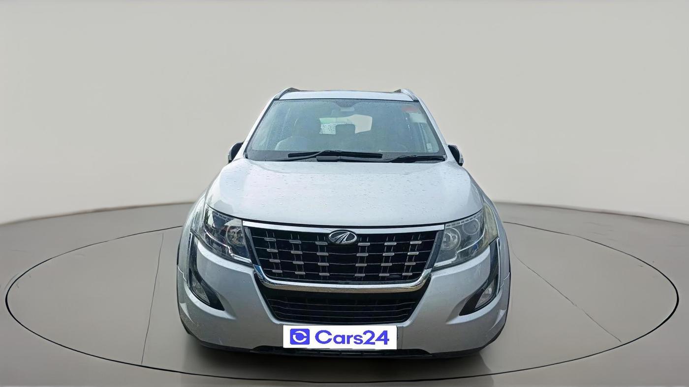2018 Mahindra XUV500 W9, Diesel, Manual, 87,220 km, exterior