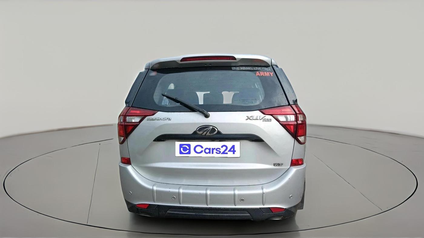 2018 Mahindra XUV500 W9, Diesel, Manual, 87,220 km, exterior