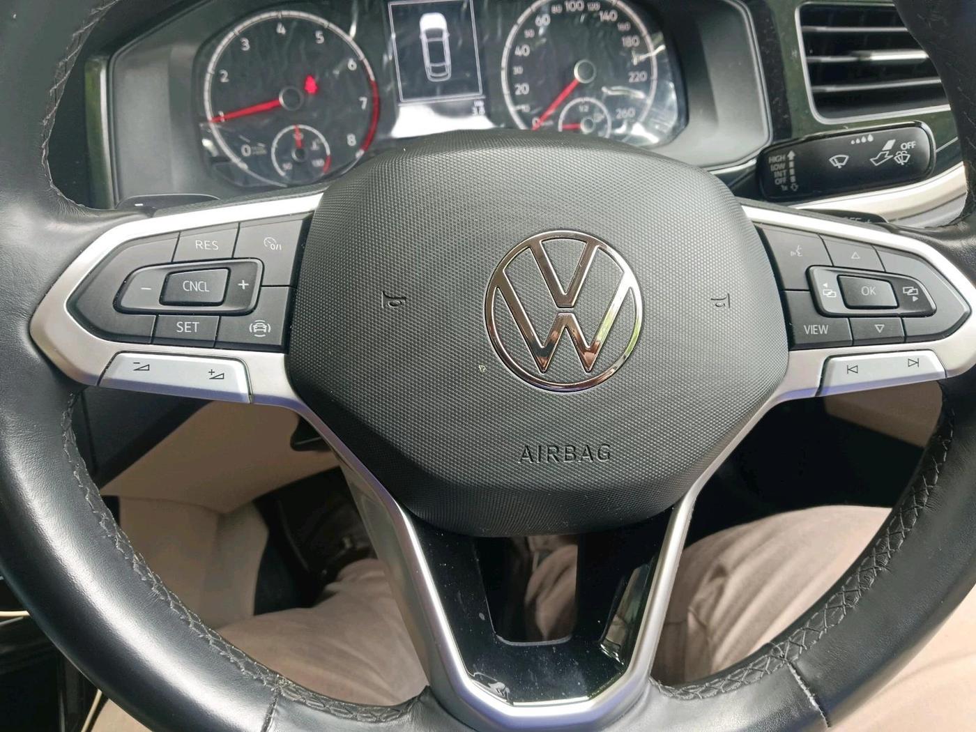 2023 Volkswagen VIRTUS HIGHLINE TSI 1.0 AT, Petrol, Automatic, 20,025 km, interior