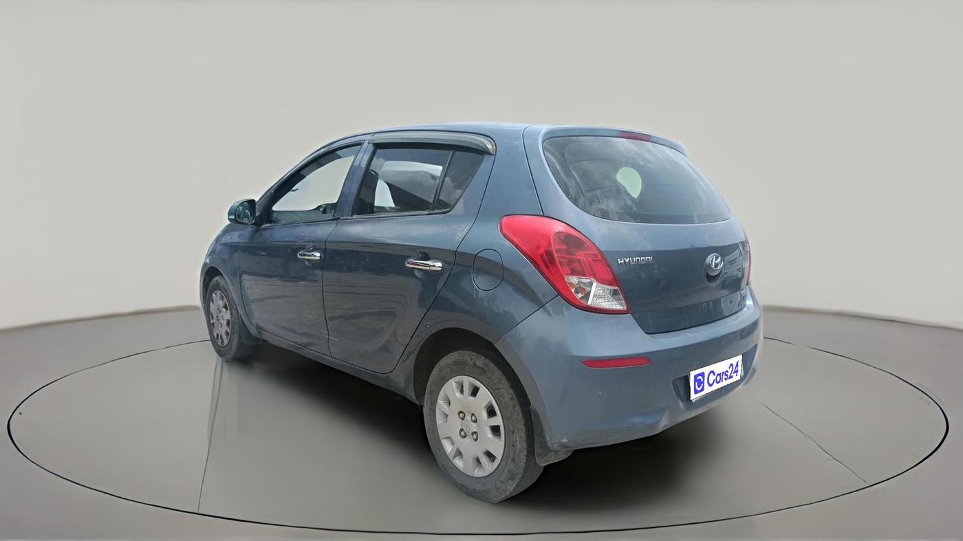 2013 Hyundai i20 MAGNA 1.2, CNG, Manual, 1,40,057 km, exterior