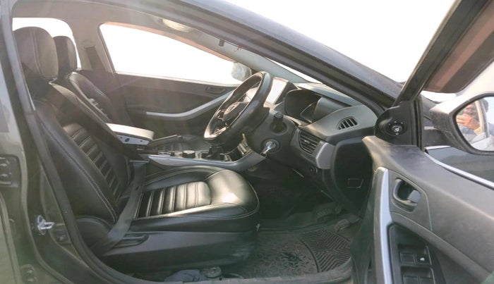2020 Tata NEXON XM PETROL, CNG, Manual, 29,204 km, interior