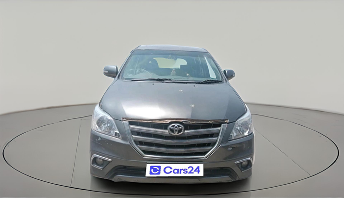2013 Toyota Innova 2.5 VX 8 STR, Diesel, Manual, 2,87,799 km, exterior